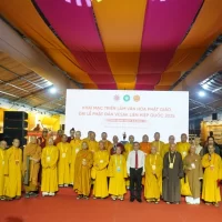 Khai mạc triển lãm phật giáo “Nơi nghệ thuật và tâm linh hội tụ”